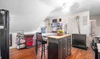 13 Elizabeth St, Cumberland, RI 02864