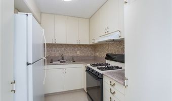2465 Kuhio Ave 918, Honolulu, HI 96815