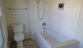 15 GIRARD Ave, Reading, PA 19605