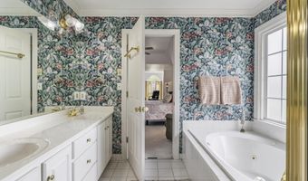 104 Roxbury Ct, Anderson, SC 29625