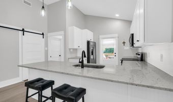 10002 Oliver St, Bay St. Louis, MS 39520