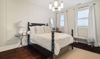 5823 GOLDSBORO Rd, Bethesda, MD 20817