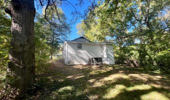 202 Lakeview Dr, Booneville, MS 38829