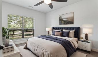 402 N Parkway Dr, Alvarado, TX 76009