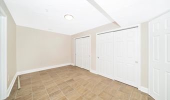 4406 HUNTCHASE Dr, Bowie, MD 20720