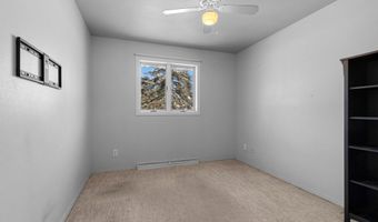 1424 W WEILAND Ln, Appleton, WI 54914