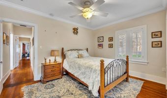 1230 GOLDEN Ln, Orlando, FL 32804