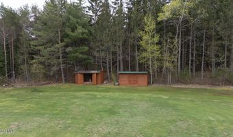 4 Debbie Dr, Altamont, NY 12009