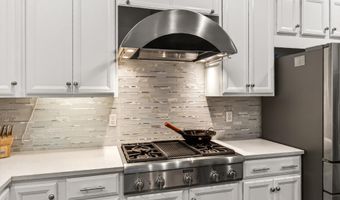 25279 CONNOR Ct, Aldie, VA 20105