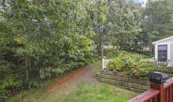 1 Hollyhock Knoll Ct 1, Bourne, MA 02532