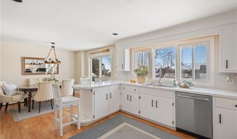 11 O'Donnell Rd, Middletown, RI 02842