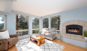 320 Hilton Rd, Manitou Springs, CO 80829