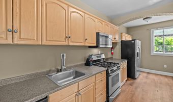 534 IRVING St NW, Washington, DC 20010