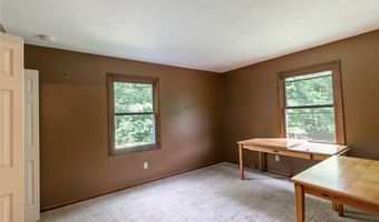 610 Deep Woods Dr, Aurora, OH 44202