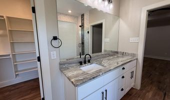 632 Hiram Dr, Bauxite, AR 72011