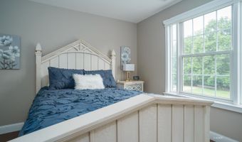 8750 Lavelle Rd, Athens, OH 45701