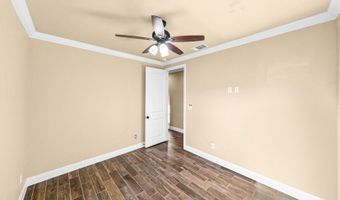 1009 Bluebonnet Ln, Adkins, TX 78101