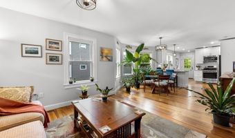 30 Gloucester St 30, Arlington, MA 02476