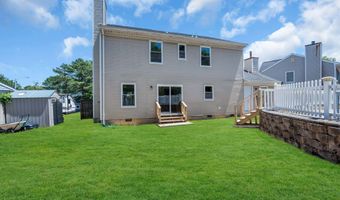 5 Buxton Ct, Barnegat, NJ 08005