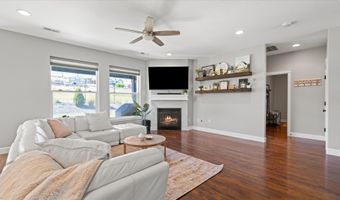 22011 E Berry St, Benton City, WA 99320