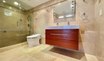 3300 NE 192nd St 1712, Aventura, FL 33180