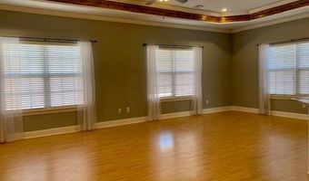 3902 SW Greyhawk Dr, Bentonville, AR 72713