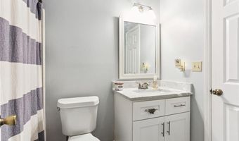 914 Wentworth Ct, Alpharetta, GA 30022