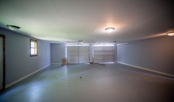 504 W 6th St, Bicknell, IN 47512
