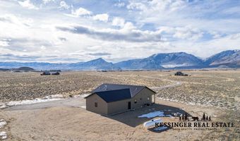 60 Cowboy Dr, Clark, WY 82435