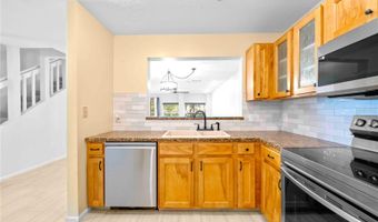 641 MAPLE OAK Cir 101, Altamonte Springs, FL 32701