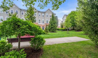 1002 Cunningham Ct, Belleville, NJ 07109