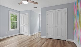 8882 TARA Ln, Auburn, AL 36830