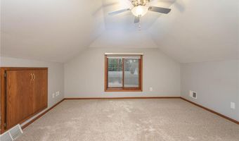 1007 Douglas St, Alexandria, MN 56308