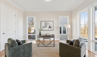 2150 N STAFFORD St, Arlington, VA 22207