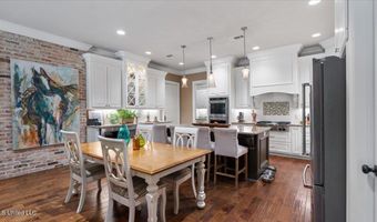 132 Sage Hill Rd, Brandon, MS 39042