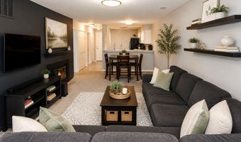 240 S REYNOLDS St 309, Alexandria, VA 22304