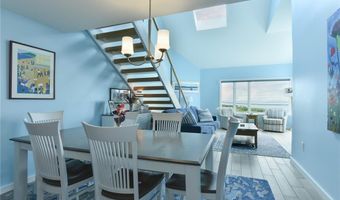 207 Bellevue Ct, Narragansett, RI 02882
