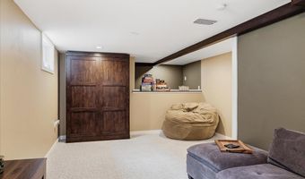 212 W 4TH Ave, Cheyenne, WY 82001