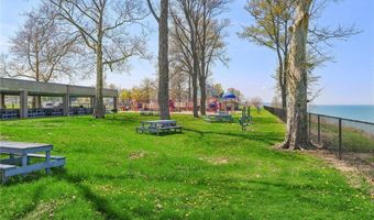 5919 Lake Rd W 3, Ashtabula, OH 44004