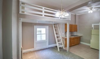 1011 State St, Alton, IL 62002