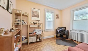 103 E MONROE Ave, Alexandria, VA 22301