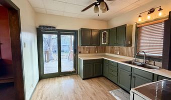 516 SE 10th Ave, Aberdeen, SD 57401