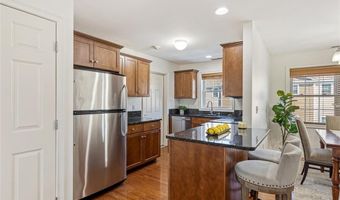 60 Bay Spring Ave A9, Barrington, RI 02806