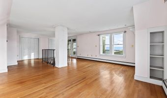 81 Nubble Rd, York, ME 03909