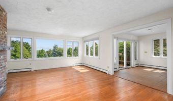 93 Harris Meadow Ln, Barnstable, MA 02630