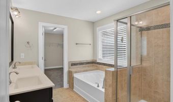 8836 Forester Ln, Apex, NC 27539