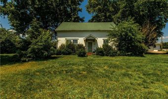 32650 Huntington Rd, Ashton, WV 25503