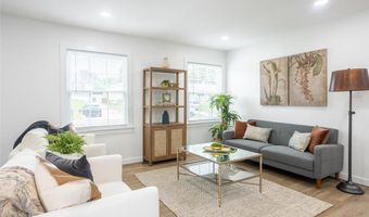 9537 Lydell Dr, Affton, MO 63123
