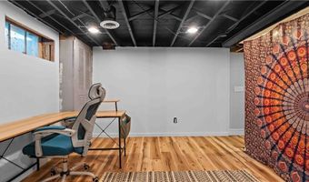 74 Algonquin Rd, East Providence, RI 02916