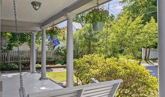 60 University Ter, Burlington, VT 05401